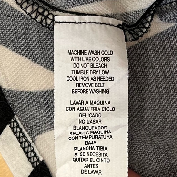 City Triangles Dress/Medium - Picture 6 of 6